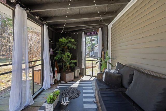 69 Chestnut Hill Road, Rochester, NH 03867