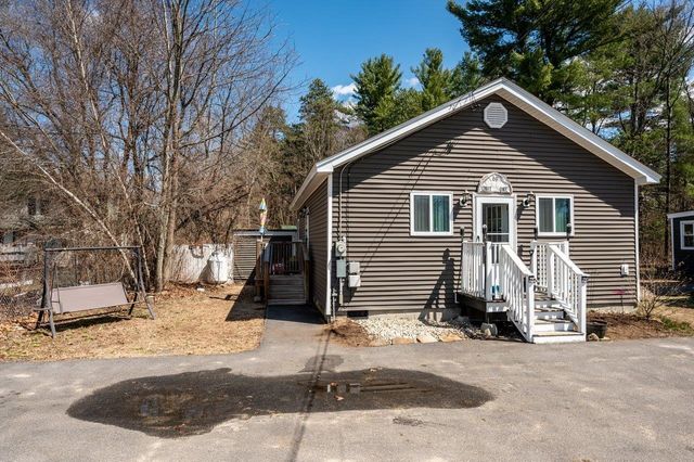 69 Chestnut Hill Road, Rochester, NH 03867