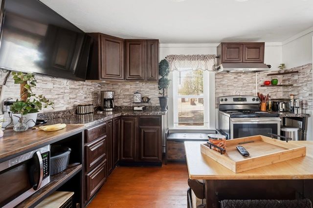 69 Chestnut Hill Road, Rochester, NH 03867