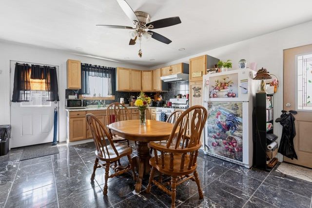 69 Chestnut Hill Road, Rochester, NH 03867