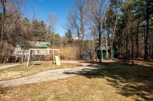 69 Chestnut Hill Road, Rochester, NH 03867