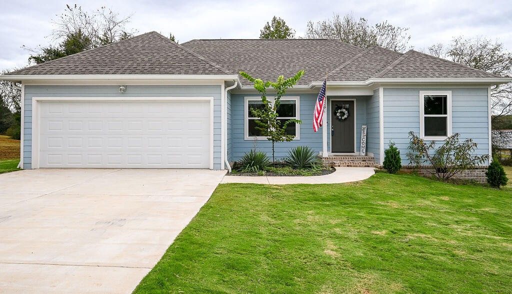 100 County Road 155, Riceville, TN 37370