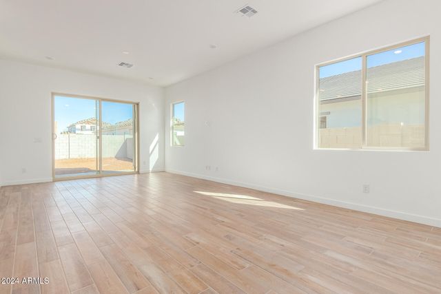 7010 E DRYGULCH Road, San Tan Valley, AZ 85143