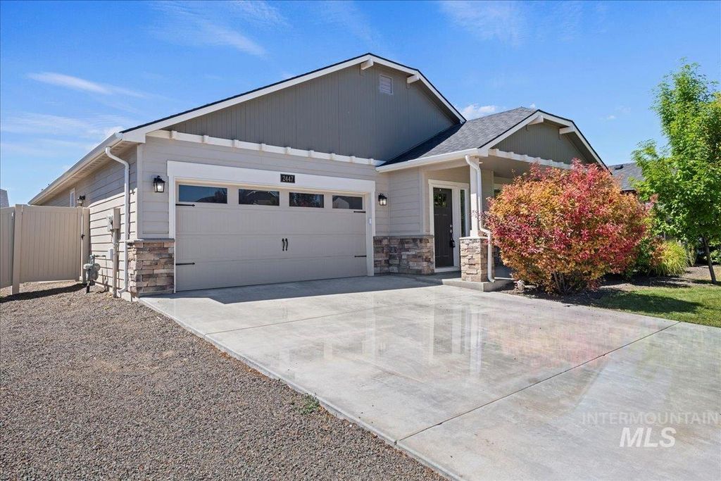 2447 W Yellowbell St, Nampa, ID 83686