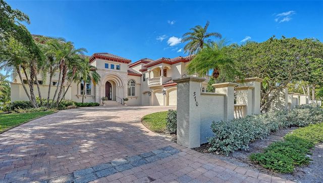 570 S SPOONBILL DRIVE, Sarasota, FL 34236