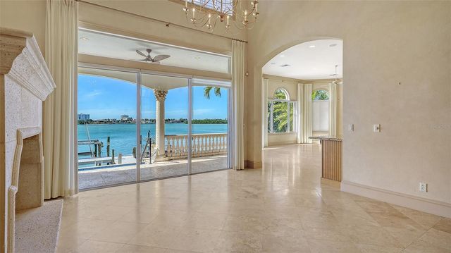 570 S SPOONBILL DRIVE, Sarasota, FL 34236