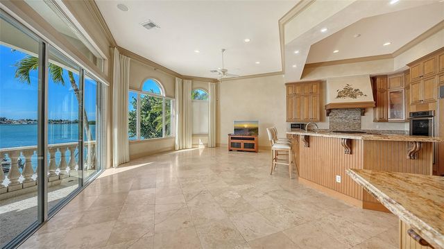 570 S SPOONBILL DRIVE, Sarasota, FL 34236