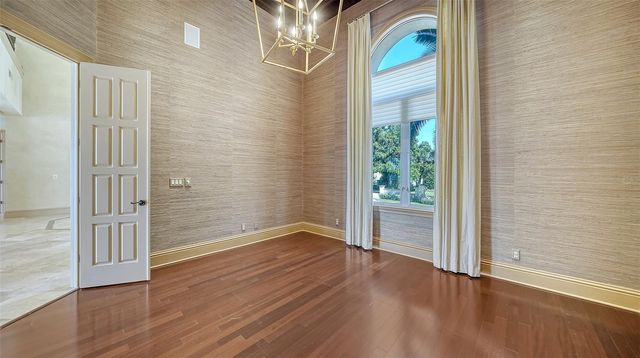 570 S SPOONBILL DRIVE, Sarasota, FL 34236