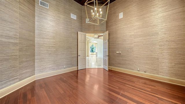 570 S SPOONBILL DRIVE, Sarasota, FL 34236