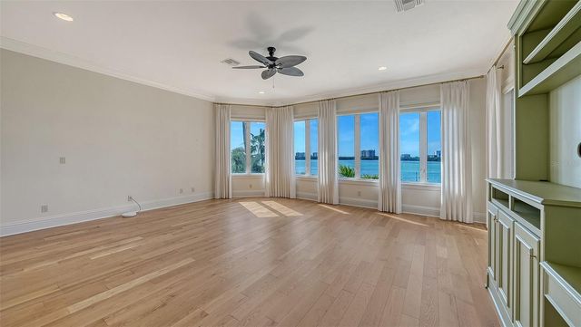 570 S SPOONBILL DRIVE, Sarasota, FL 34236