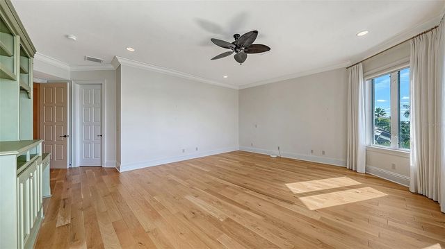 570 S SPOONBILL DRIVE, Sarasota, FL 34236