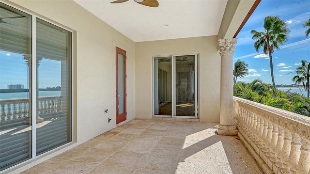 570 S SPOONBILL DRIVE, Sarasota, FL 34236