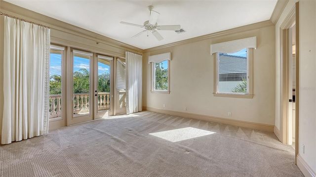 570 S SPOONBILL DRIVE, Sarasota, FL 34236