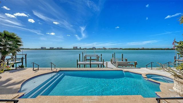 570 S SPOONBILL DRIVE, Sarasota, FL 34236