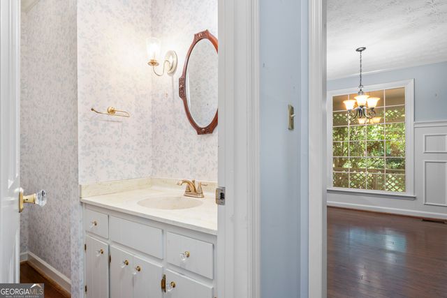318 Burke Circle, Mcdonough, GA 30253