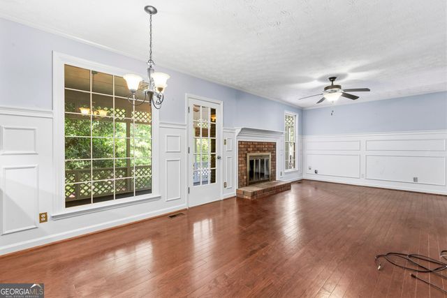 318 Burke Circle, Mcdonough, GA 30253