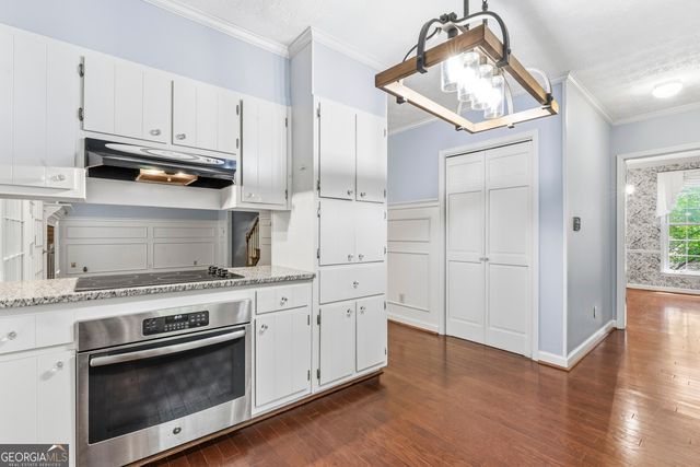 318 Burke Circle, Mcdonough, GA 30253
