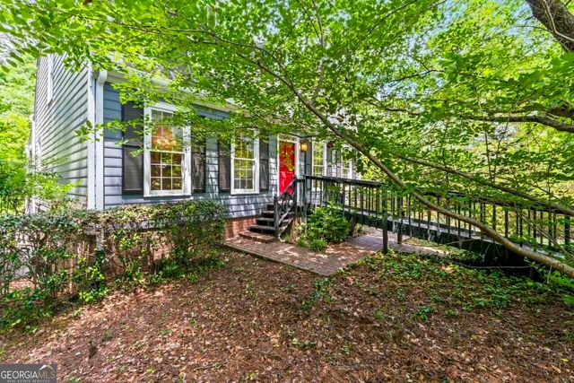 318 Burke Circle, Mcdonough, GA 30253