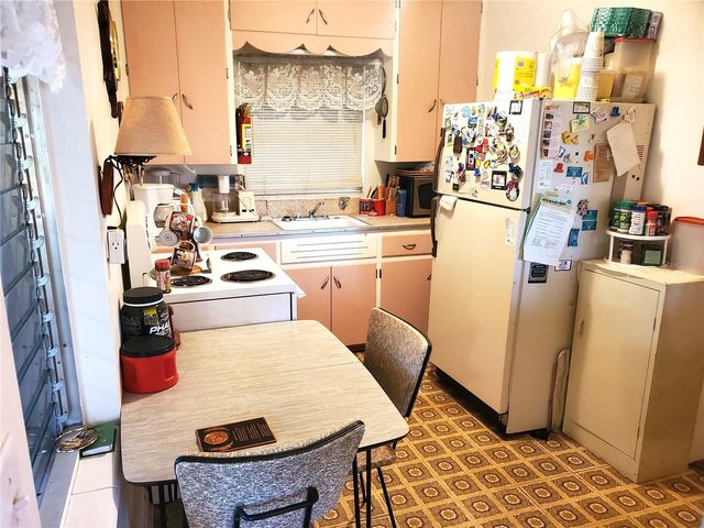 335 S CARPENTER AVENUE, Orange City, FL 32763