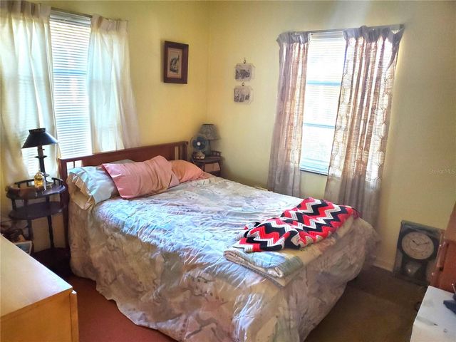 335 S CARPENTER AVENUE, Orange City, FL 32763