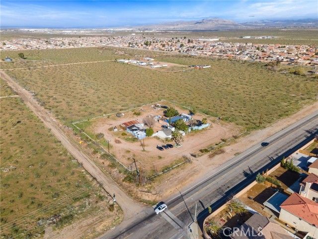 11522 Mojave Drive, Adelanto, CA 92301