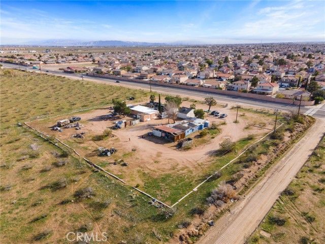11522 Mojave Drive, Adelanto, CA 92301