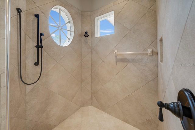 5918 BAHAMA SHORES DRIVE S, St Petersburg, FL 33705