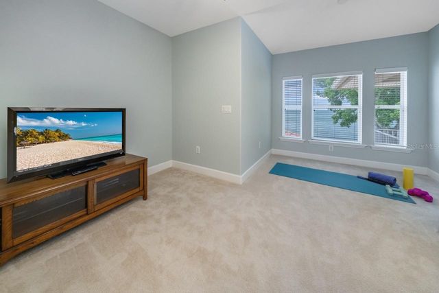 5918 BAHAMA SHORES DRIVE S, St Petersburg, FL 33705