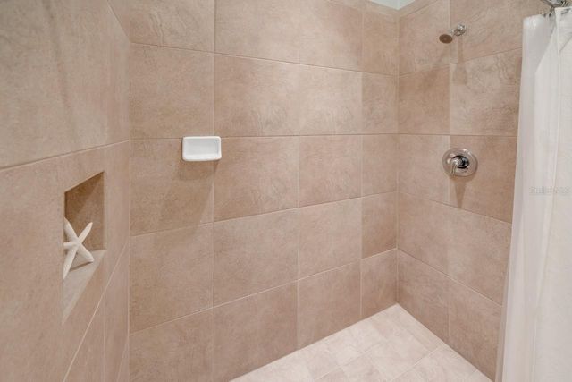 5918 BAHAMA SHORES DRIVE S, St Petersburg, FL 33705