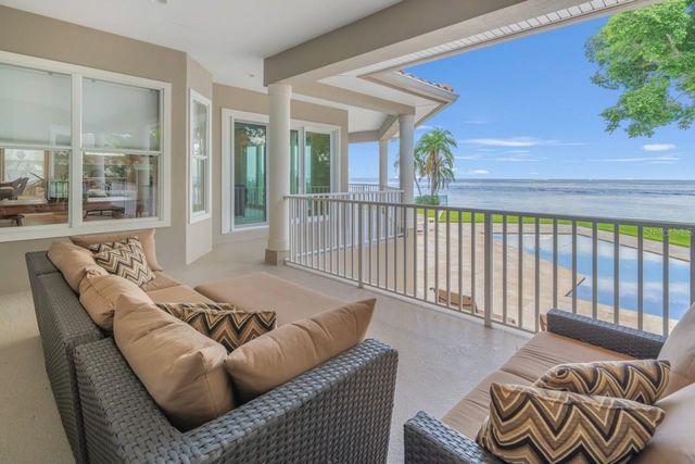 5918 BAHAMA SHORES DRIVE S, St Petersburg, FL 33705