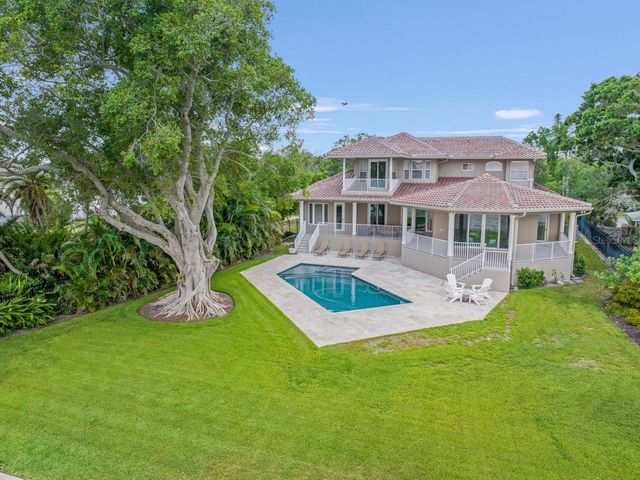 5918 BAHAMA SHORES DRIVE S, St Petersburg, FL 33705