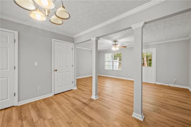 2754 Valley Green Drive, Gainesville, GA 30504