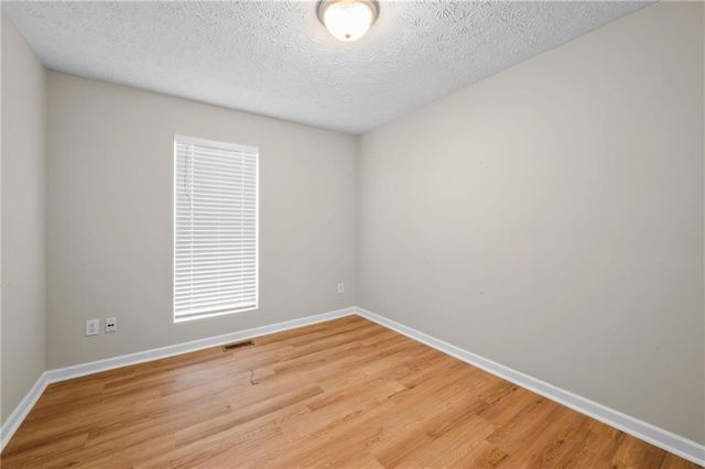 2754 Valley Green Drive, Gainesville, GA 30504