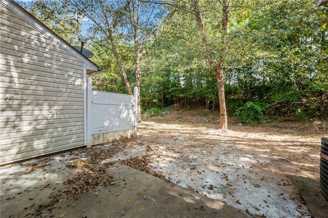 2754 Valley Green Drive, Gainesville, GA 30504