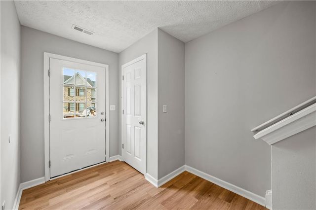 2754 Valley Green Drive, Gainesville, GA 30504