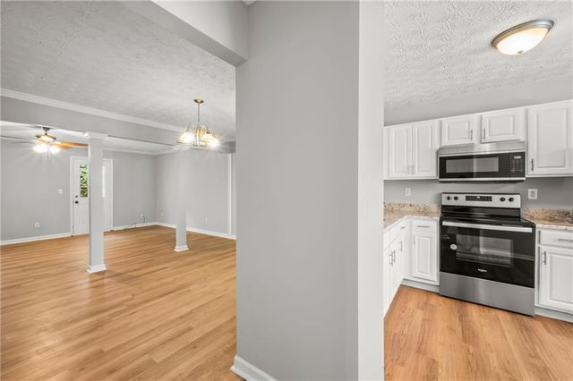 2754 Valley Green Drive, Gainesville, GA 30504