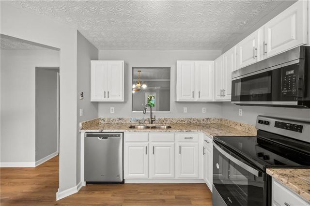 2754 Valley Green Drive, Gainesville, GA 30504