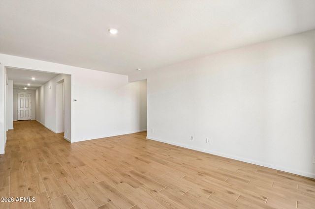 15614 W ONYX Avenue, Waddell, AZ 85355