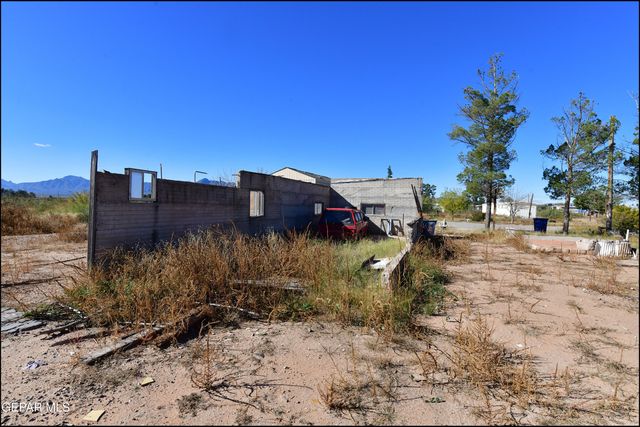 529 Paloma Blanca Drive, Chaparral, NM 88081