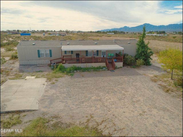 529 Paloma Blanca Drive, Chaparral, NM 88081