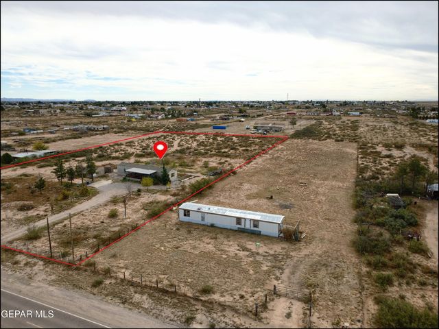 529 Paloma Blanca Drive, Chaparral, NM 88081