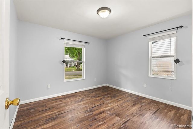 1821 E Hazelhurst Street, Ferndale, MI 48220