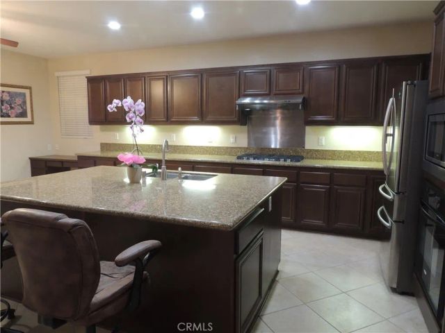 13711 Amberview, Eastvale, CA 92880