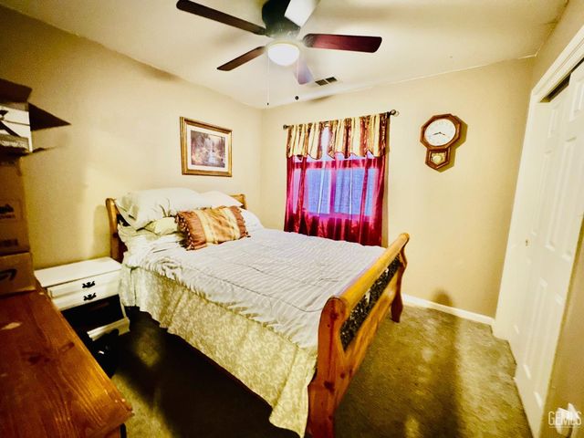 238 Tanner Michael Drive, Bakersfield, CA 93308