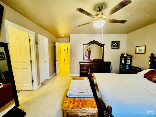 238 Tanner Michael Drive, Bakersfield, CA 93308