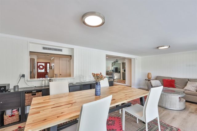 1279 86TH AVENUE N, St Petersburg, FL 33702