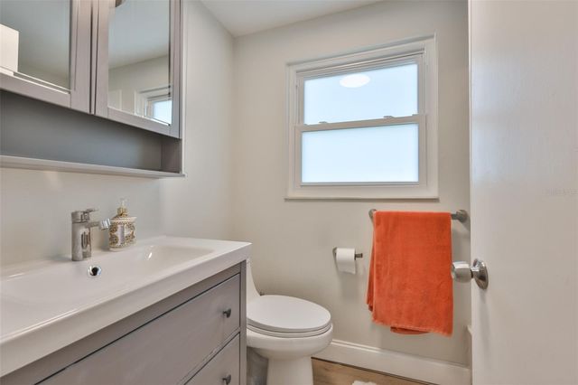 1279 86TH AVENUE N, St Petersburg, FL 33702