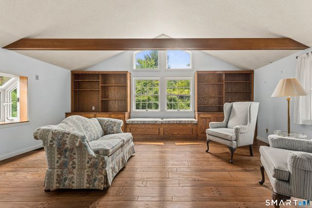 8 Mixville Road, Prospect, CT 06712