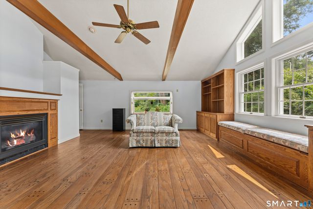 8 Mixville Road, Prospect, CT 06712