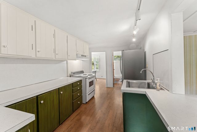 8 Mixville Road, Prospect, CT 06712